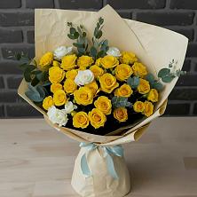 Букет цветов из:  Розы в Праслово