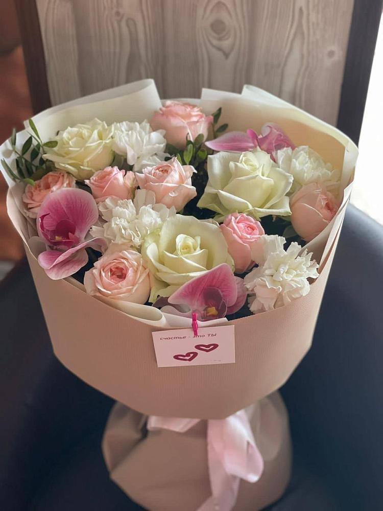 Букет цветов из: Орхидеи, Розы и Гвоздики в Праслово