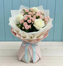 Букет цветов из:  Розы в Праслово