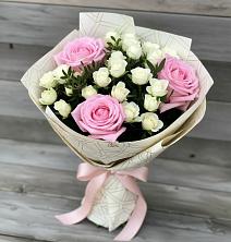 Букет цветов из:  Розы в Праслово