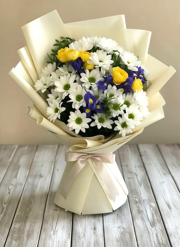 Букет цветов из: Ирисы, Хризантемы и Розы в Праслово