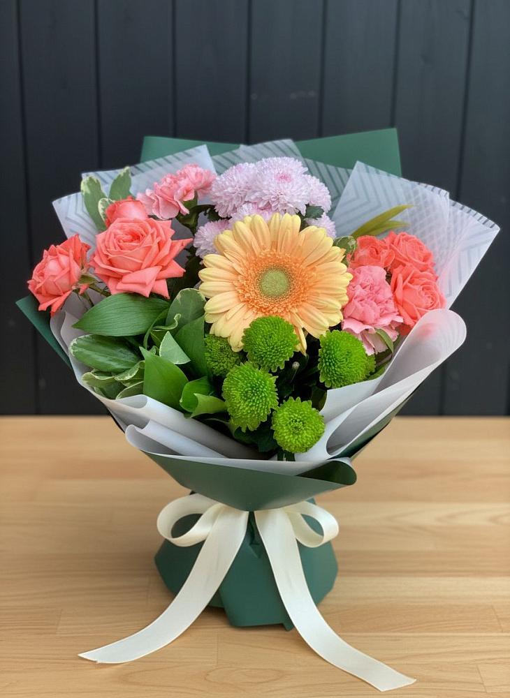 Букет цветов из: Гвоздики, Розы, Герберы и Хризантемы в Праслово