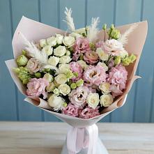 Букет цветов из:  Альстромерии и Розы в Праслово